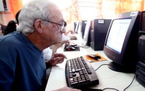 Aprende Lógica Básica para Navegar en el Mundo Digital de manera fácil y autónoma, en Saber Digital de Gestos de brindamos una Guía para Todos.